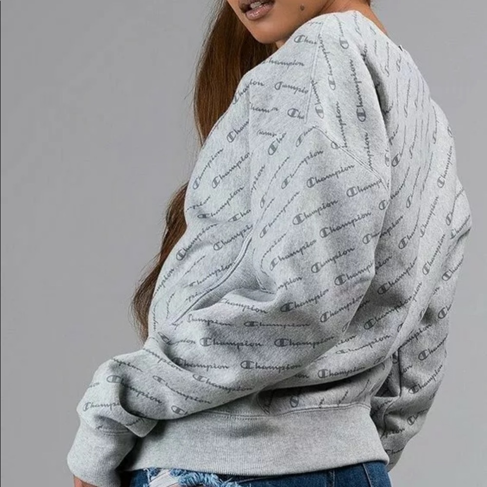Champion reverse weave gray logo sweatshirt small - Picture 2 of 7